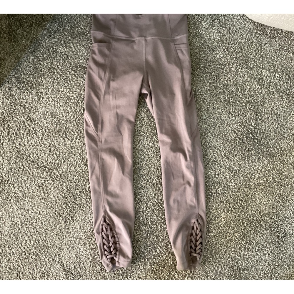 Mauve 3/4 length leggings